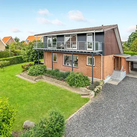 Stunning In With Sauna Vakantiehuis *