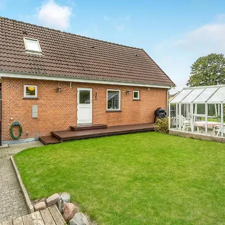 Stunning In With Sauna * Fåborg