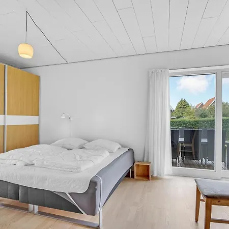 Vakantiehuis Stunning In With Sauna *