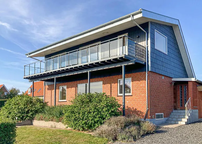 Semesterbostad Stunning In With Sauna